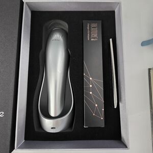 Light Treatment Device